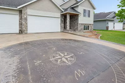 937 S Cedar Street, Belle Plaine, MN 56011 - Photo 2