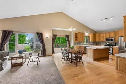 937 S Cedar Street, Belle Plaine, MN 56011 - Photo 8