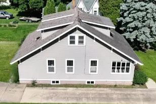 111 W Cabot St, Le Roy, MN 55951 - Photo 64