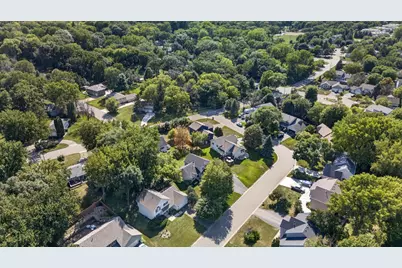 1200 Earle Way, Burnsville, MN 55306 - Photo 48