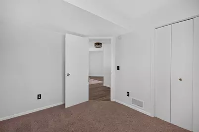 1200 Earle Way, Burnsville, MN 55306 - Photo 32