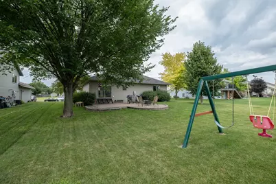 240 Grovebrook Circle, Mankato, MN 56001 - Photo 10