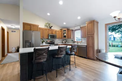 240 Grovebrook Circle, Mankato, MN 56001 - Photo 20