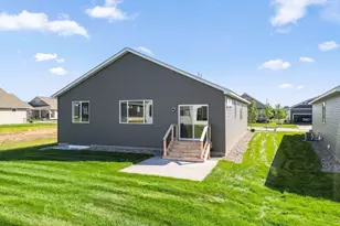 2110 Ridgepointe Dr, Hastings, MN 55033 - Photo 28