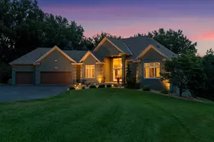 584 Vista Ridge Ln, Shakopee, MN 55379 - Photo 2