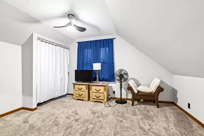263 Cottage Avenue W, Saint Paul, MN 55117 - Photo 22