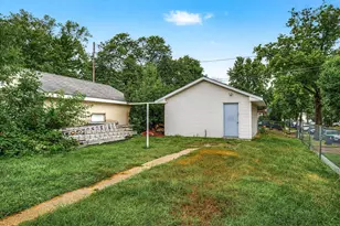 263 Cottage Ave W, Saint Paul, MN 55117 - Photo 28