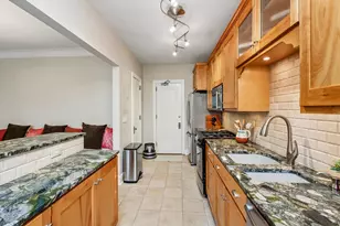 2521 Humboldt Ave S, Minneapolis, MN 55405 - Photo 20