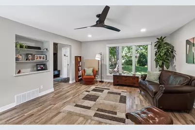 55 Birnamwood Drive, Burnsville, MN 55337 - Photo 4