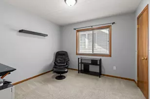 49 Wyoming St W, Saint Paul, MN 55107 - Photo 16