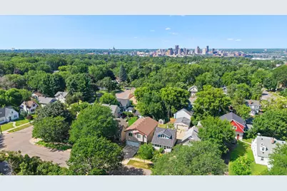 49 Wyoming Street W, Saint Paul, MN 55107 - Photo 2