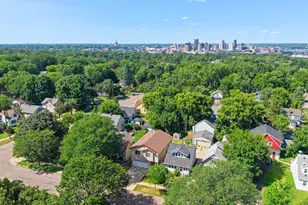 49 Wyoming St W, Saint Paul, MN 55107 - Photo 2