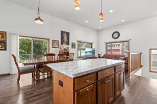 49 Wyoming St W, Saint Paul, MN 55107 - Photo 8