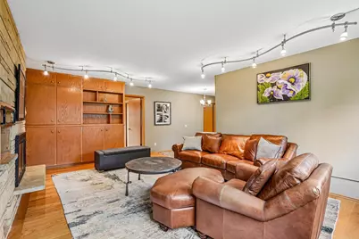 1525 Saint Croix Circle, Golden Valley, MN 55422 - Photo 4