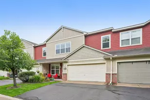 15588 Emerald Dr N, Hugo, MN 55038 - Photo 2