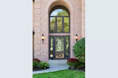 685 Valley View Court, Shoreview, MN 55126 - Photo 6