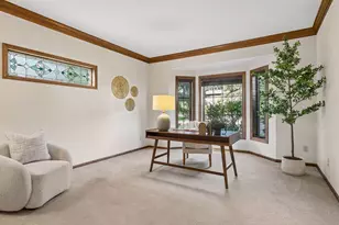685 Valley View Ct, Shoreview, MN 55126 - Photo 8