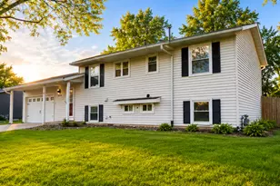 893 Whitney Dr, Apple Valley, MN 55124 - Photo 1