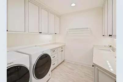 875 Lake Street N #310, Wayzata, MN 55391 - Photo 14