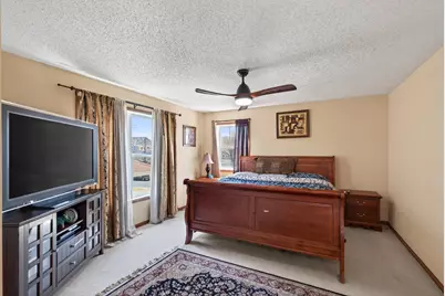 15275 Plumstone Drive, Eden Prairie, MN 55347 - Photo 12