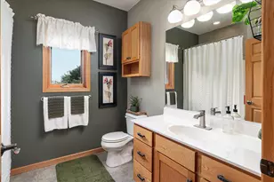 705 12th Ct, La Crescent, MN 55947 - Photo 14