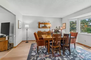 5590 Brickstone Ct, Shoreview, MN 55126 - Photo 10