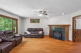 17664 Kettering Trail, Lakeville, MN 55044 - Photo 6