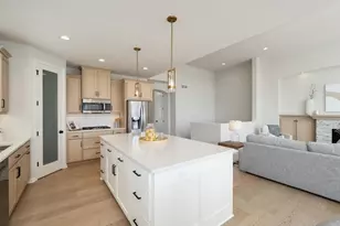 6510 Harvest Wy, Chaska, MN 55318 - Photo 10