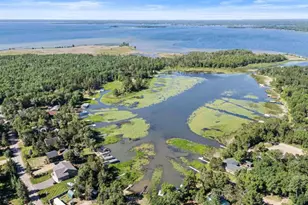 31527 Stewarts Bay Dr, Pequot Lakes, MN 56472 - Photo 1