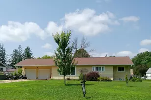 110 Robert St, Ostrander, MN 55961 - Photo 2