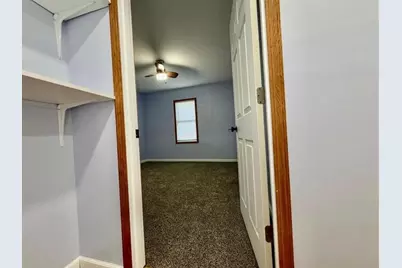 714 S Elm Street, Lamberton, MN 56152 - Photo 10