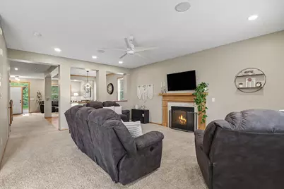 3340 Molina Street, Shakopee, MN 55379 - Photo 6