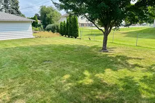 334 Oak St, Winona, MN 55987 - Photo 26