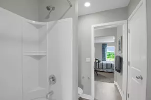 10523 McGregor Blvd, Woodbury, MN 55129 - Photo 22