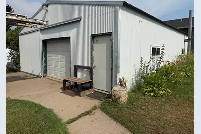 220 W Winona Avenue, Kellogg, MN 55945 - Photo 2