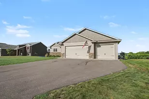 1763 Otter Way, New Richmond, WI 54017 - Photo 6