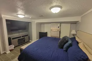 1312 Gettysburg Ave N, Golden Valley, MN 55427 - Photo 12