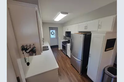 1312 Gettysburg Avenue N, Golden Valley, MN 55427 - Photo 8