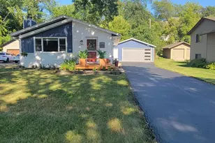 1312 Gettysburg Ave N, Golden Valley, MN 55427 - Photo 2
