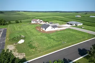 200 Diamond Ct, Wykoff, MN 55990 - Photo 4