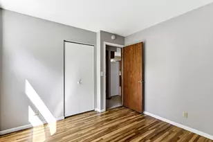 6116 Oakwood Rd, Woodbury, MN 55125 - Photo 12