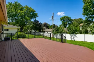 6116 Oakwood Rd, Woodbury, MN 55125 - Photo 4
