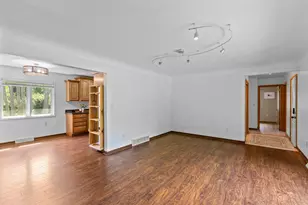 13709 Thomas Ave S, Burnsville, MN 55337 - Photo 6