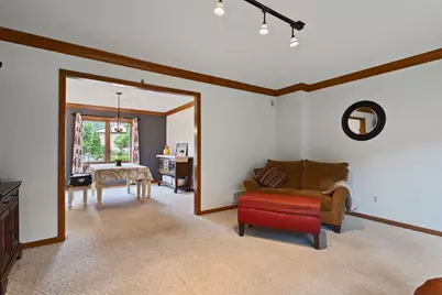 7020 Beacon Circle, Eden Prairie, MN 55346 - Photo 8
