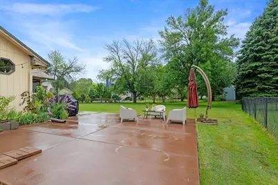 7020 Beacon Circle, Eden Prairie, MN 55346 - Photo 34