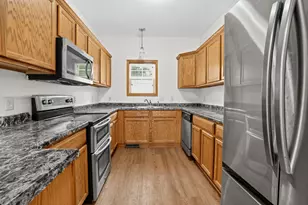 1473 Magnolia Ave E, Saint Paul, MN 55106 - Photo 2