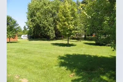 471 Coleman Avenue E, Eden Valley, MN 55329 - Photo 8