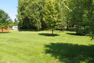 471 Coleman Ave E, Eden Valley, MN 55329 - Photo 8