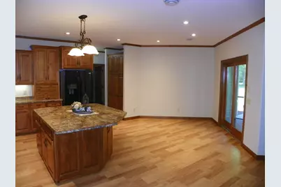 471 Coleman Avenue E, Eden Valley, MN 55329 - Photo 14
