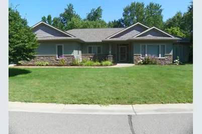 471 Coleman Avenue E, Eden Valley, MN 55329 - Photo 2
